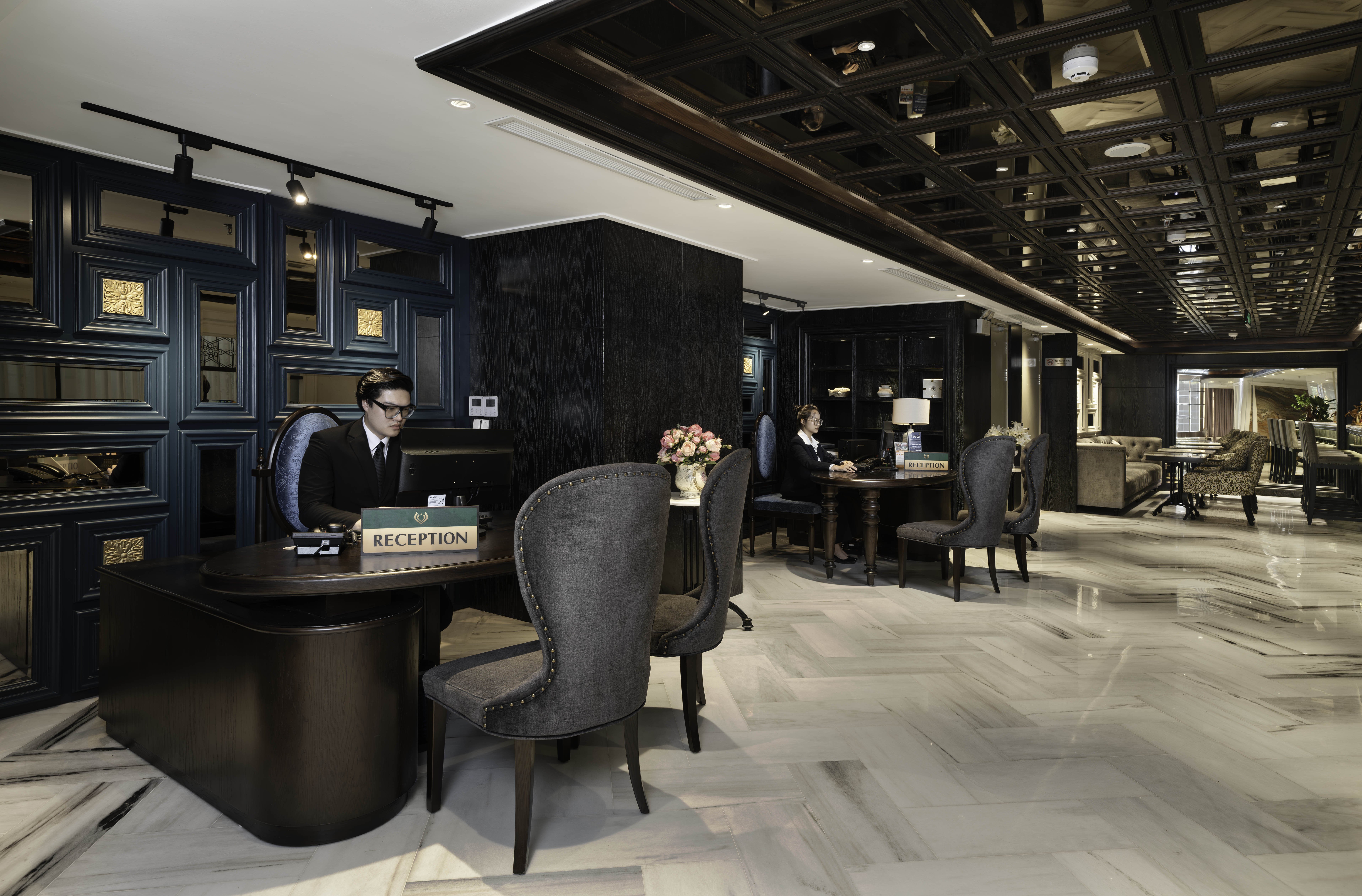 Luxe Paradise Premium Hotel
