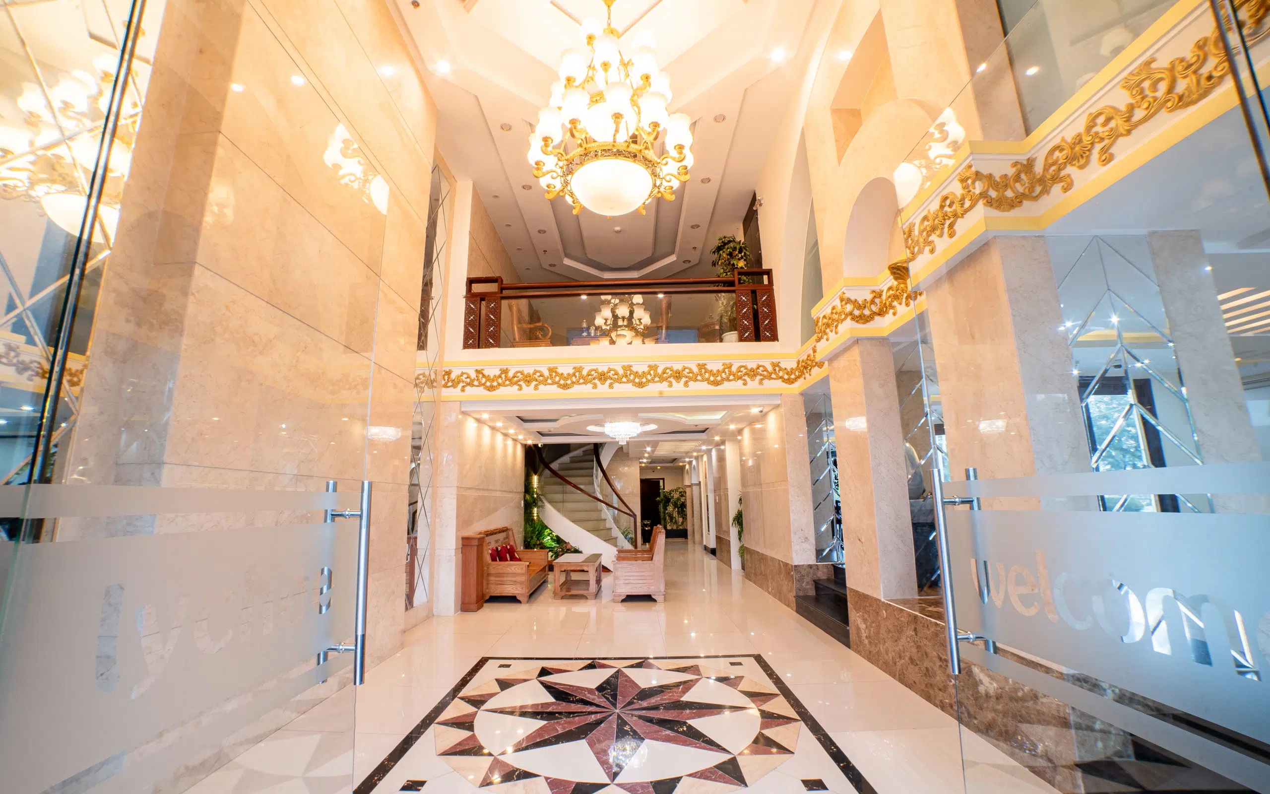 Lychee Hotel 4