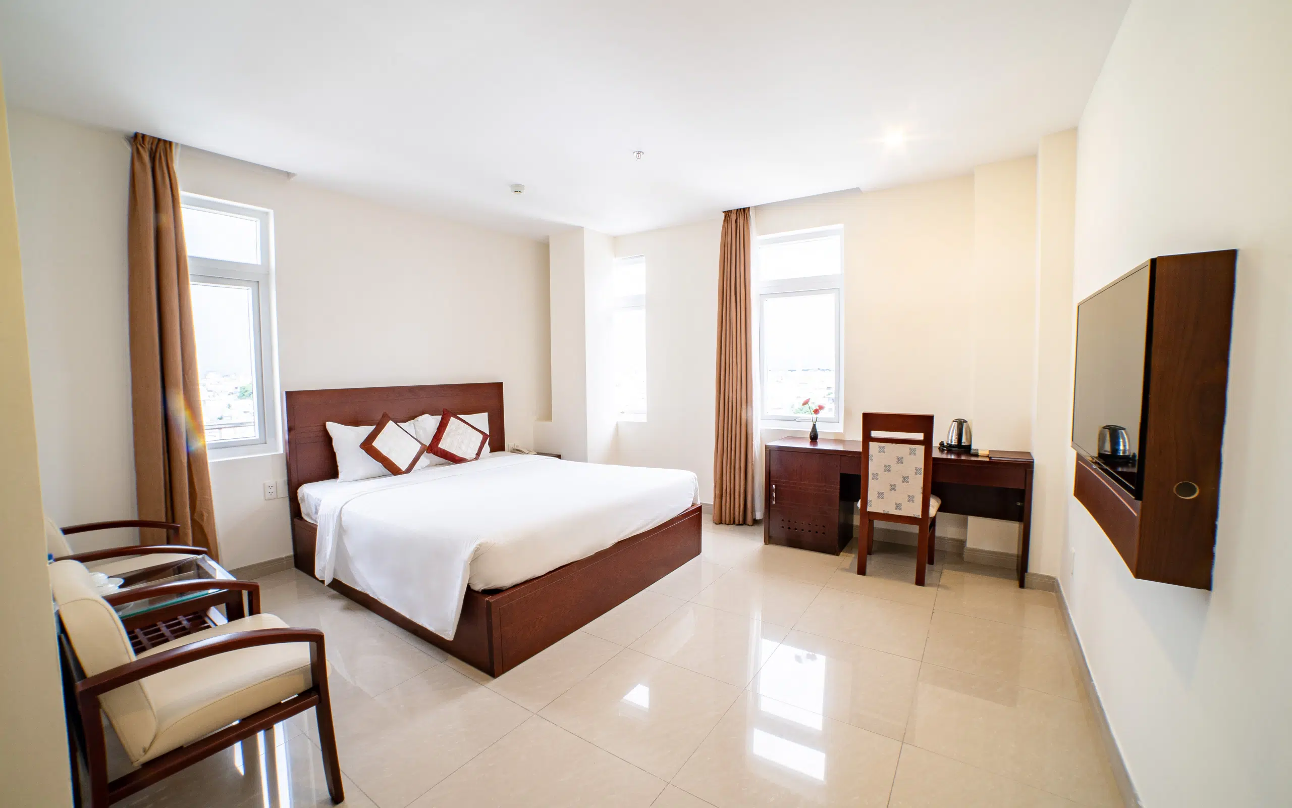 Lychee Hotel 5