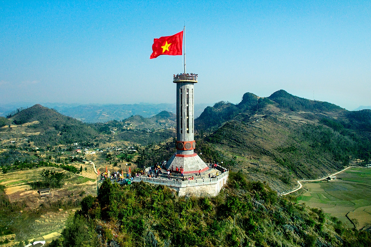 Ma Pi Leng Horizon Hostel - Tour & Motobike rental 4