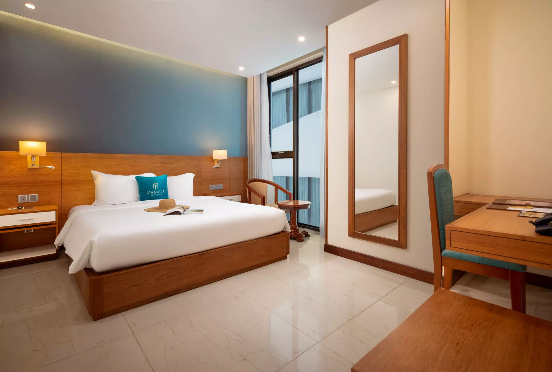 Mandila Beach Hotel 3