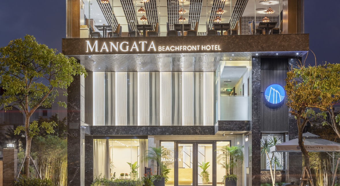 Mangata Beachfront Hotel 5
