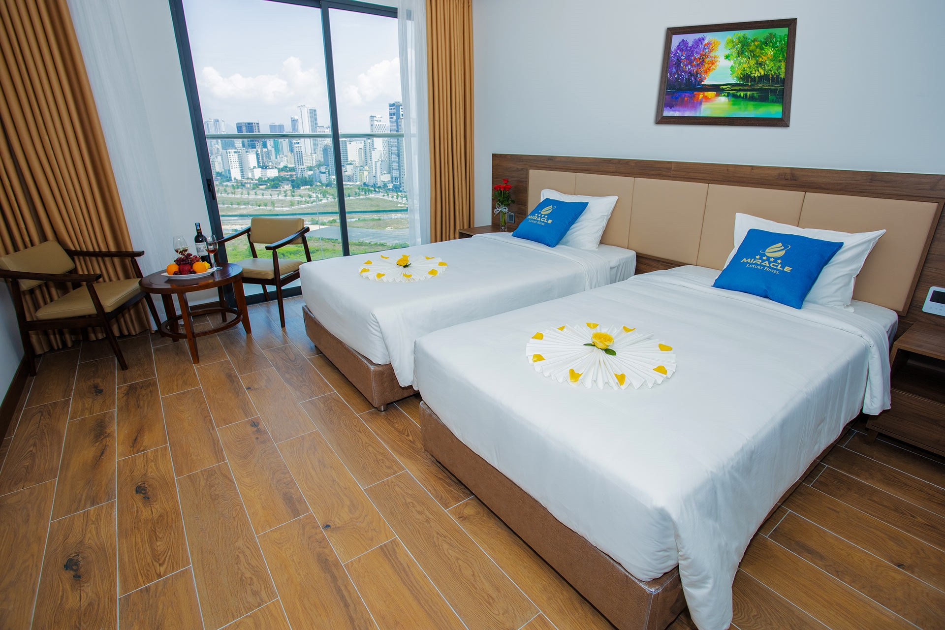 Miracle Luxury Hotel 5