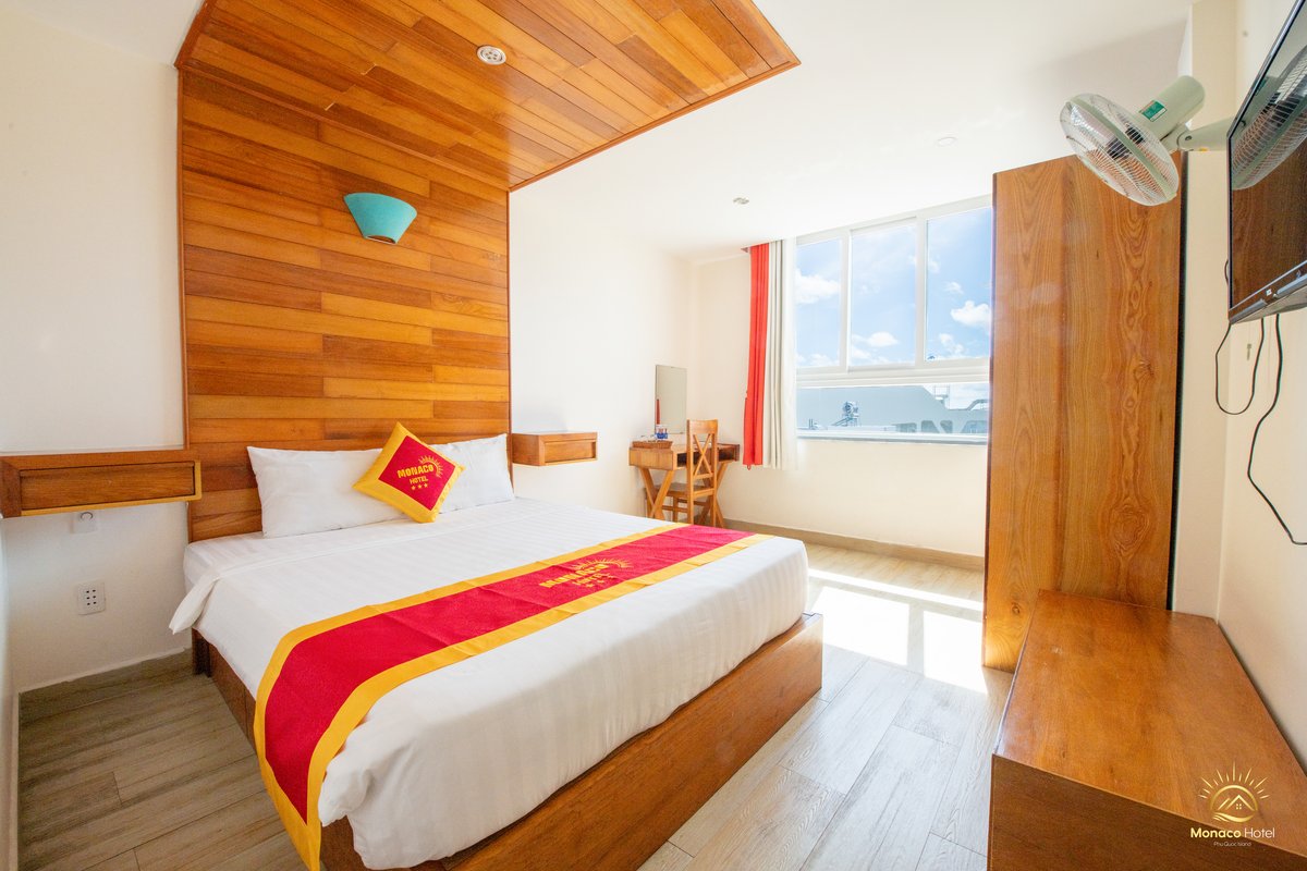 Monaco Hotel Phu Quoc 3
