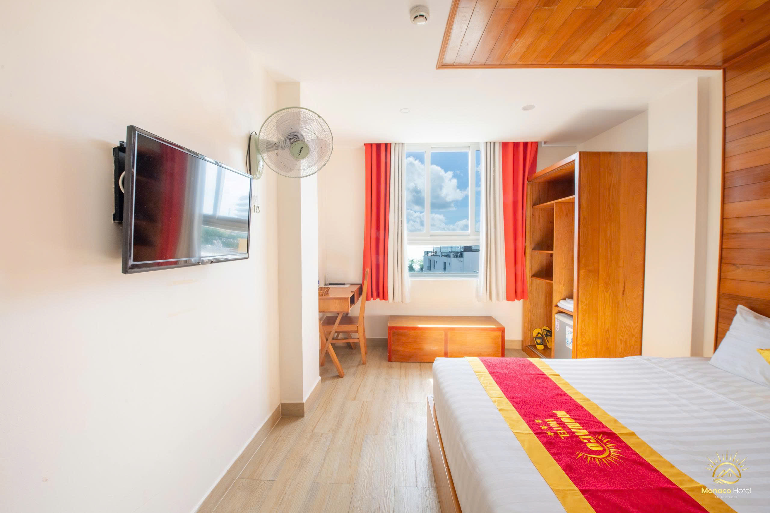 Monaco Hotel Phu Quoc 4