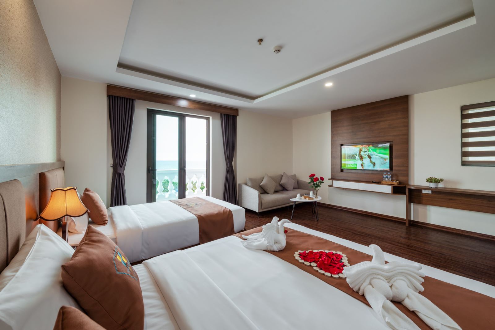 NIGHT SEA HOTEL 3