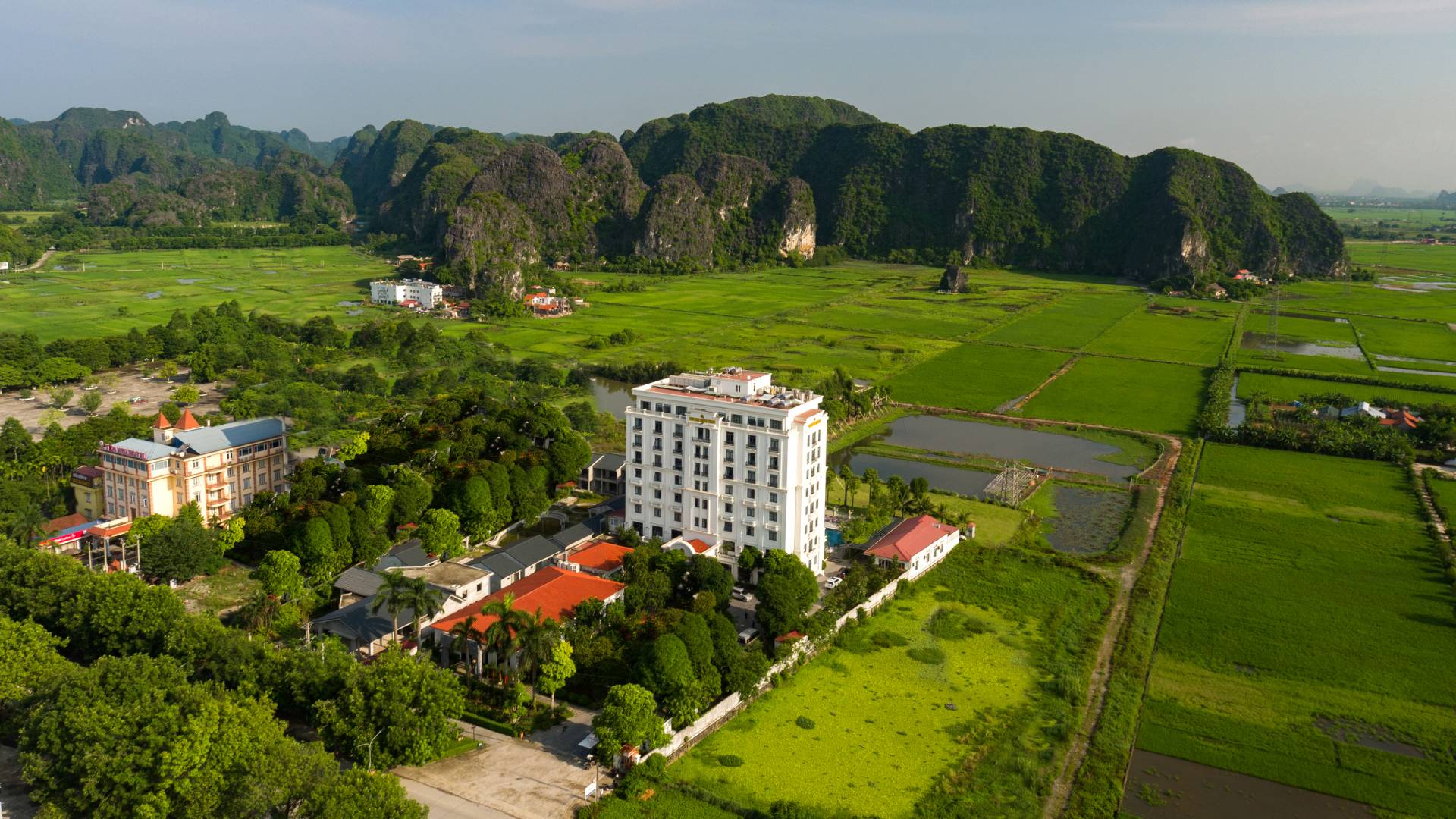 Ninh Binh Hidden Charm Hotel & Resort 2