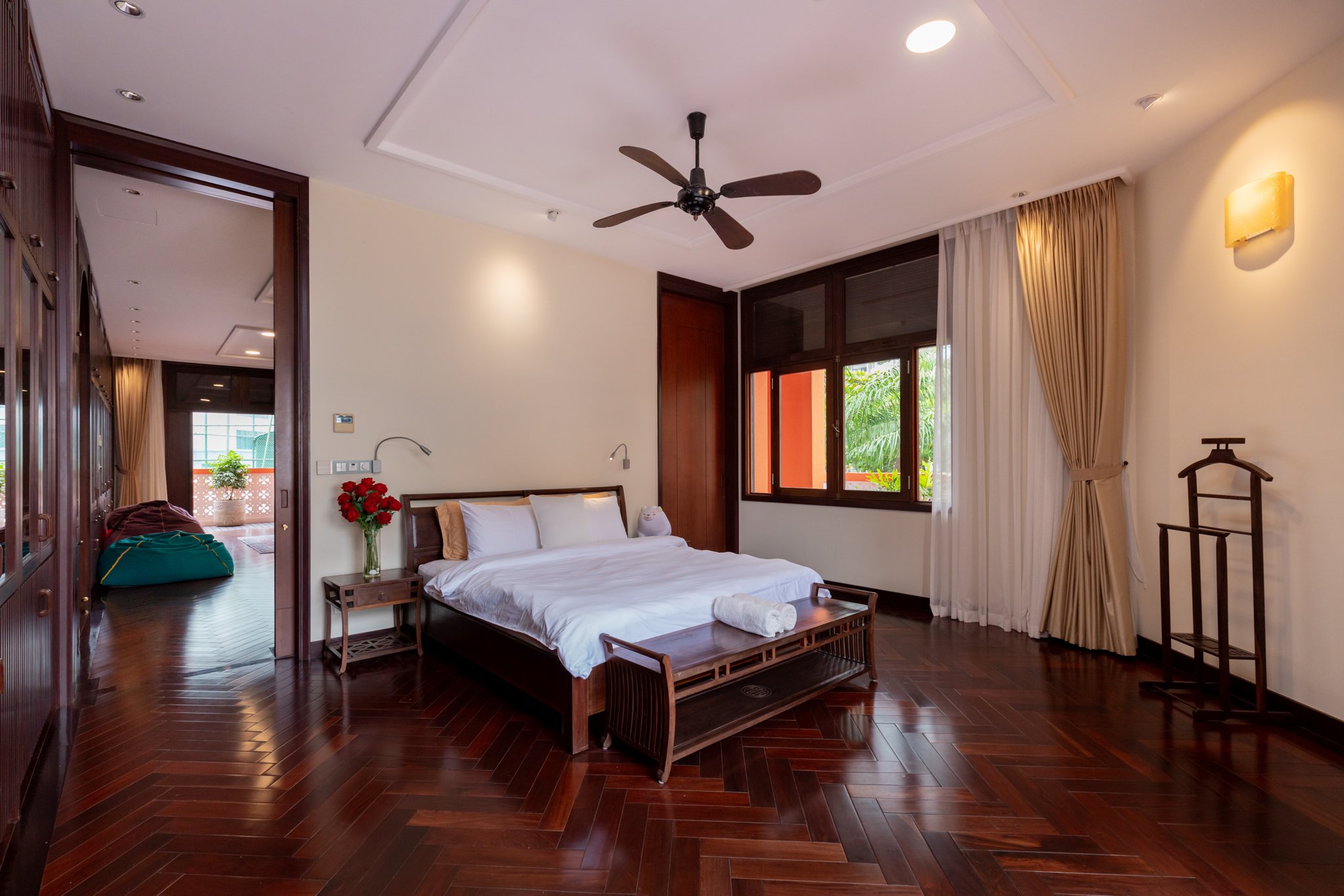 Orange Blue Villa 2