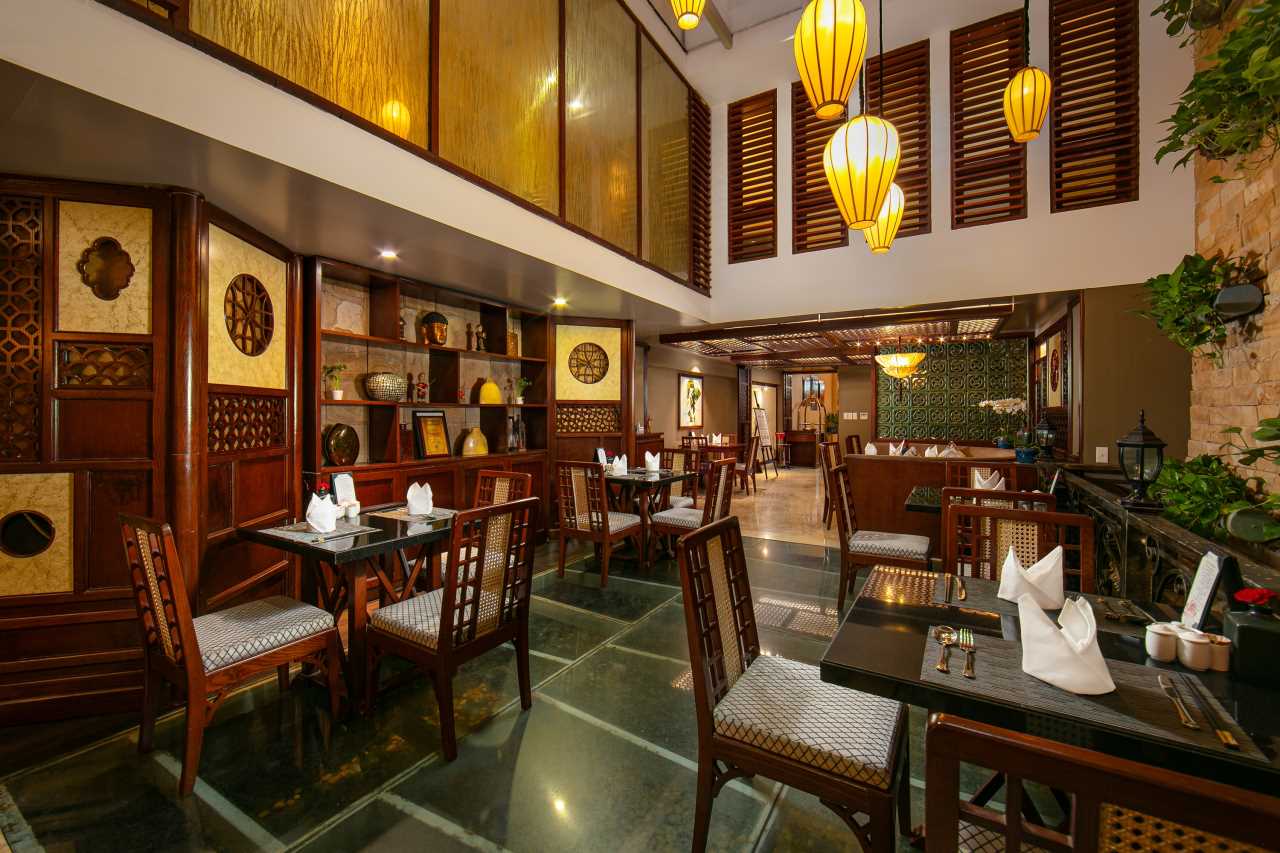 Oriental Suites Hotel & Spa 2