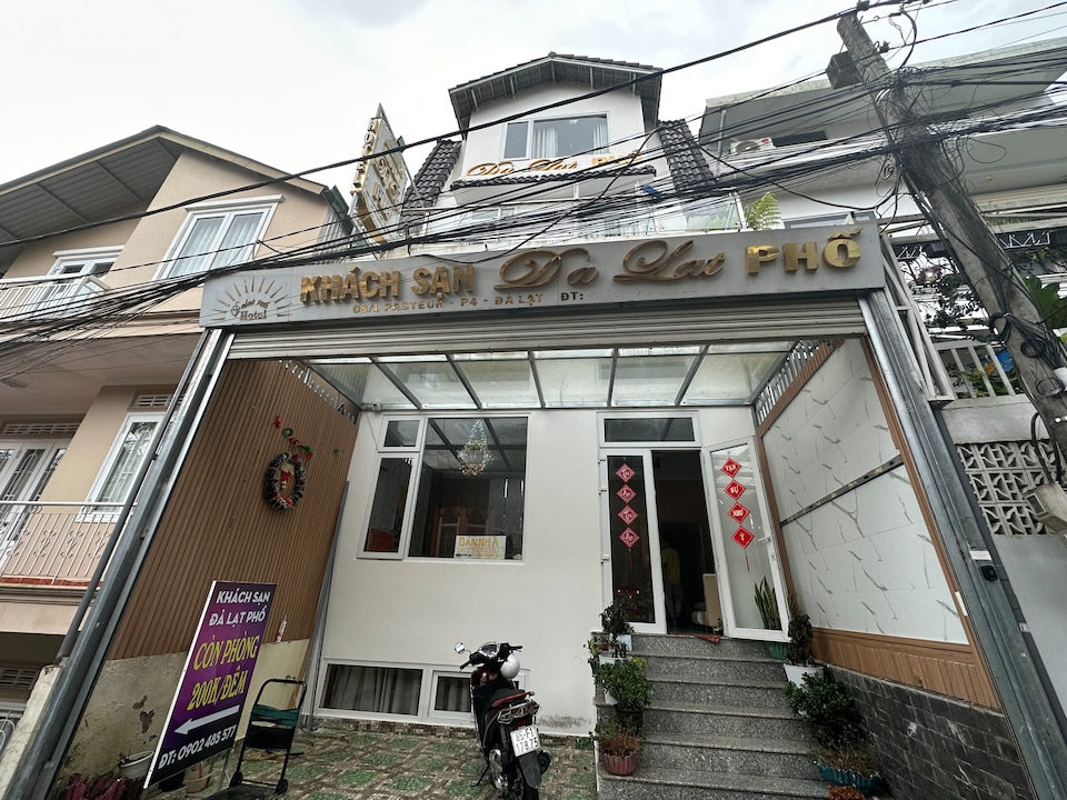 OYO 1203 Da Lat Pho Hotel 2
