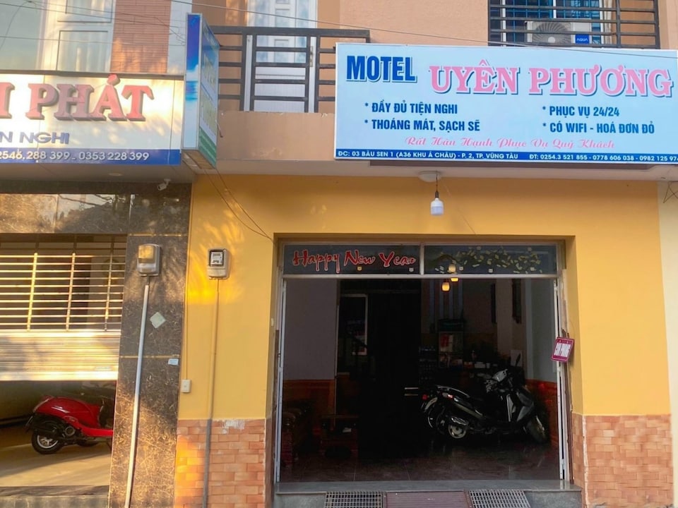 OYO 1212 Uyen Phuong Motel 3