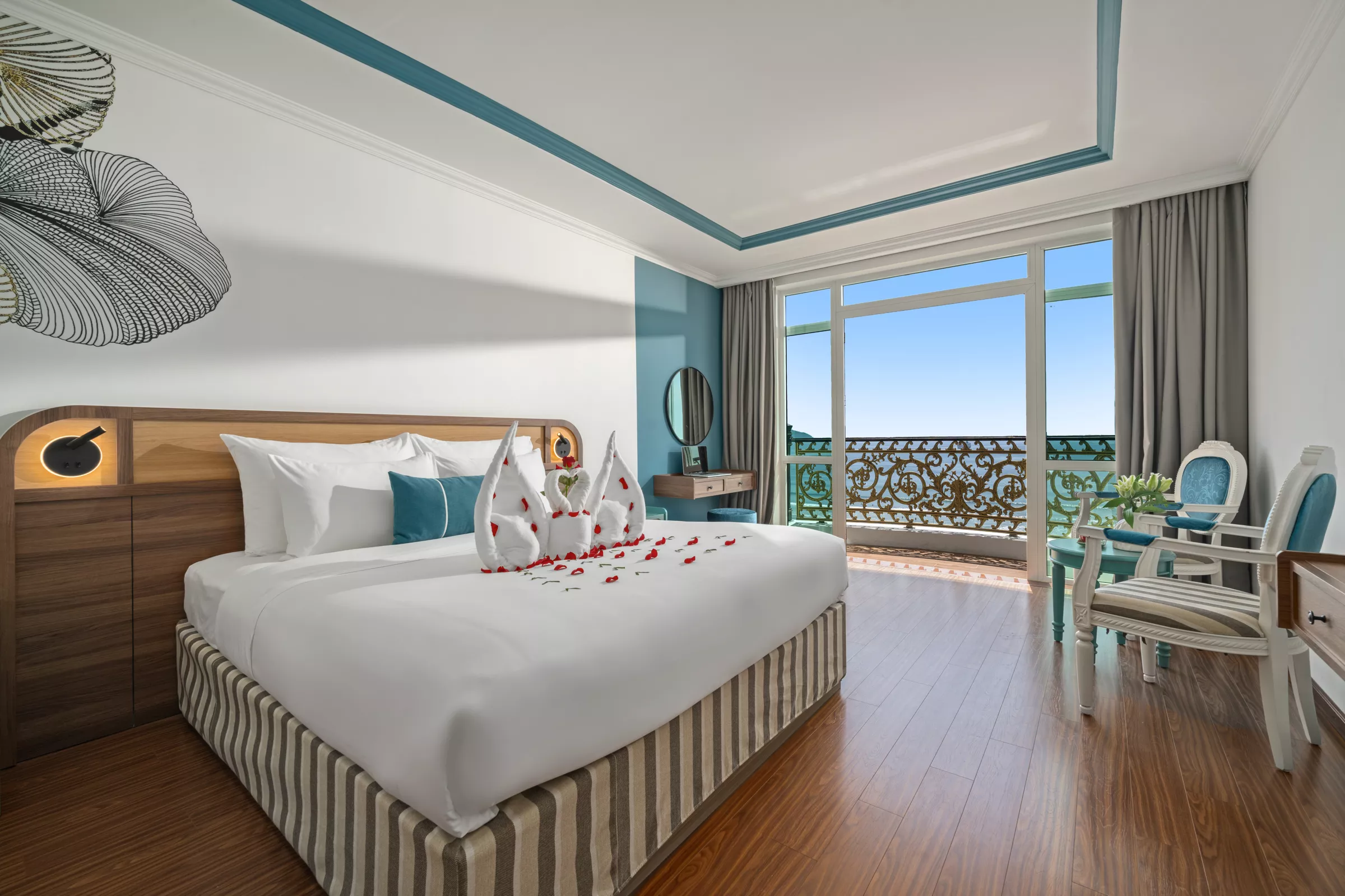 Paracel Beach Hotel 4