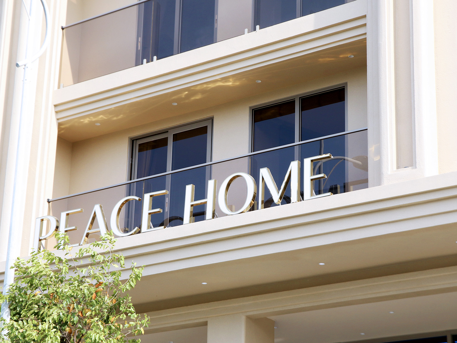 Peace Home Boutique Hotel