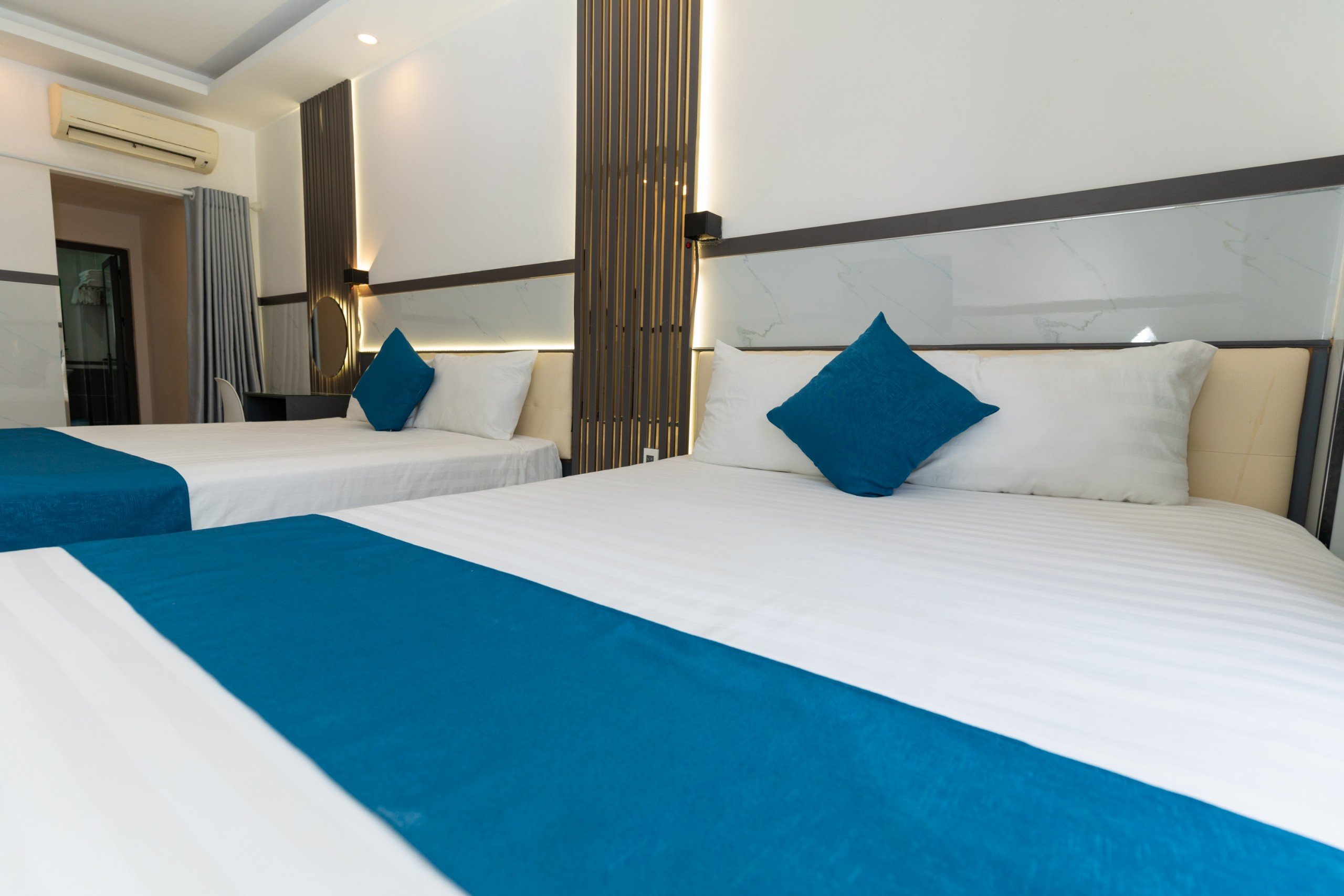 Prince Hotel 2