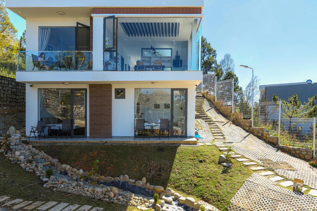 Q&P Smart Villa 5