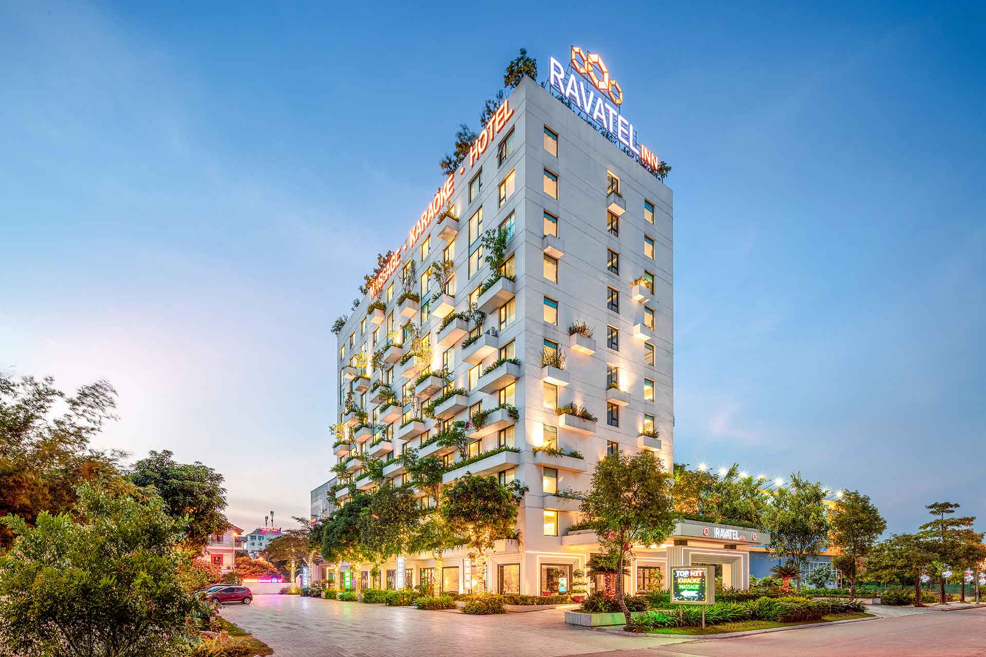 RAVATEL LUXURY HOTEL BAC GIANG 2