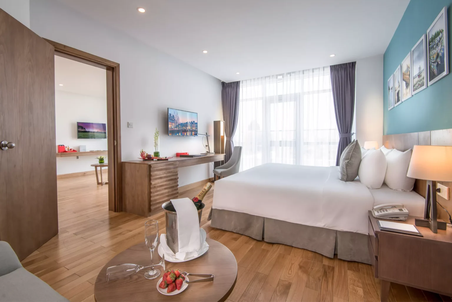 Royal Lotus Hotel Danang 2