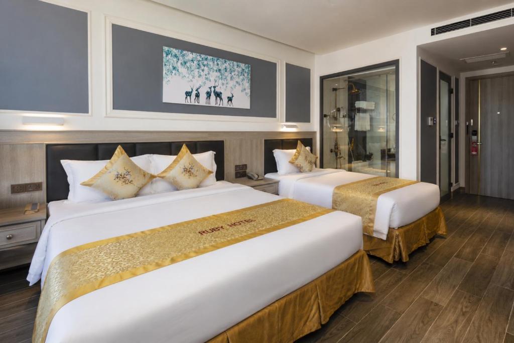 Ruby Luxury Hotel 2