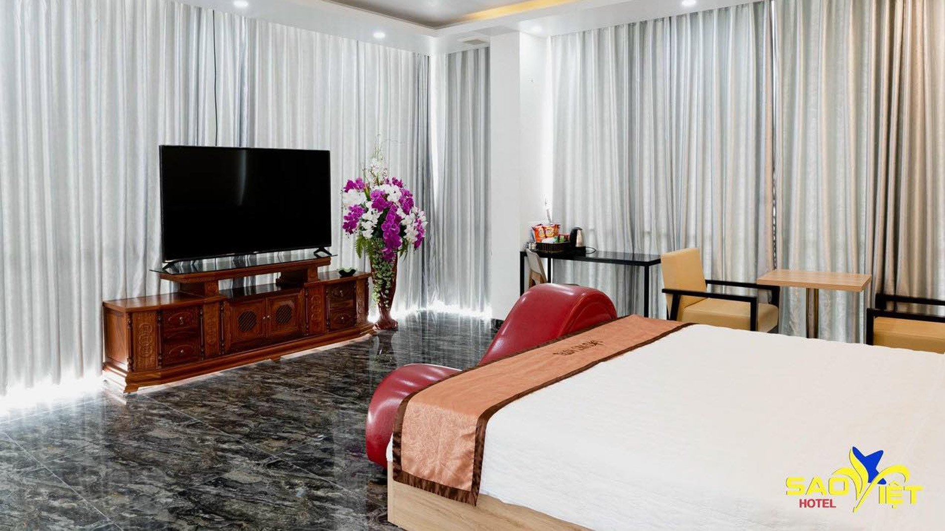 SAO VIET HOTEL 4