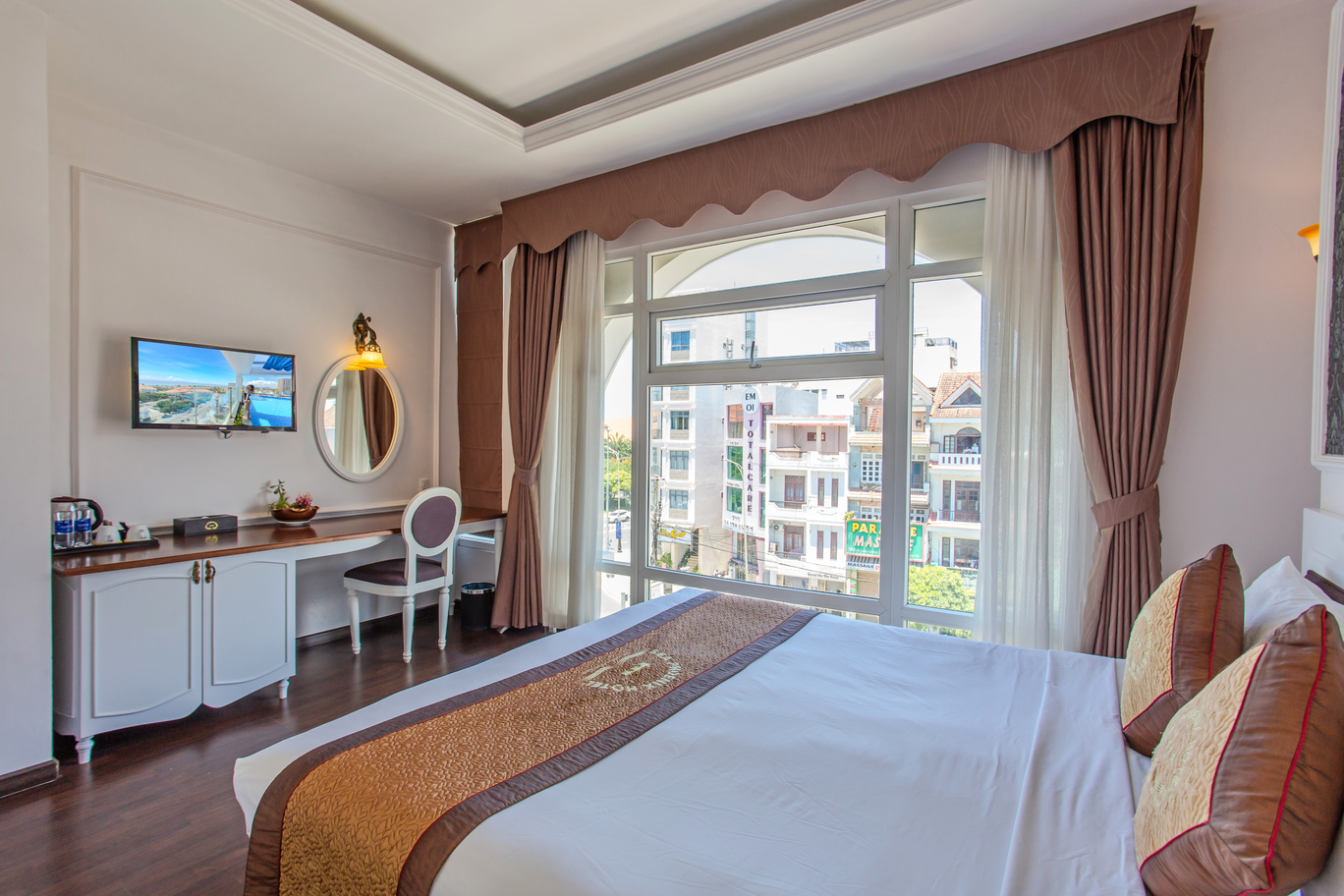 Sea Phoenix Hotel 5