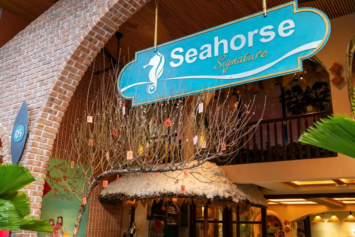 Seahorse Signature By Haviland 5