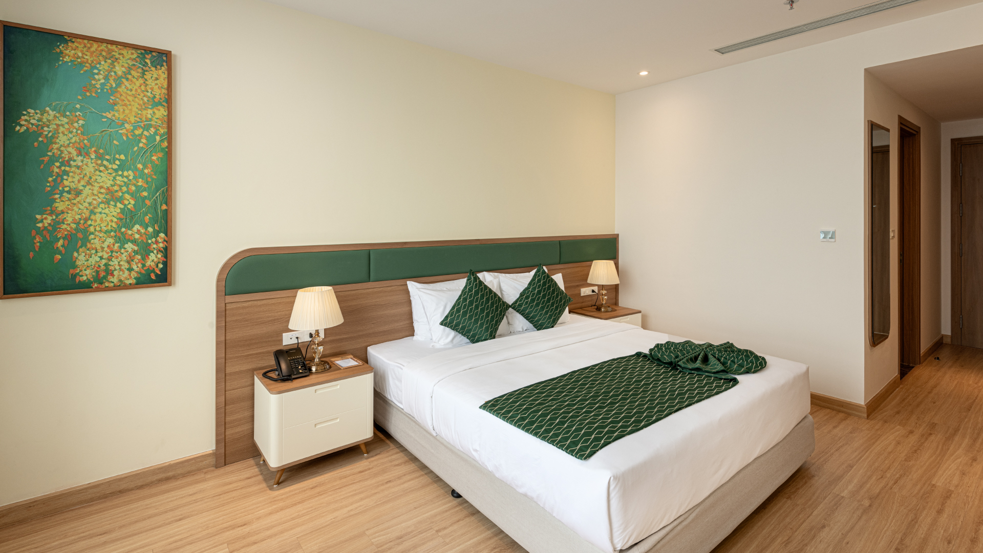 Selegend Hotel phường Trần Hưng Đạo 5