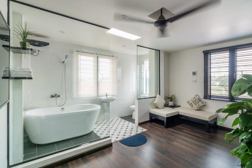 Shadyside 2 4