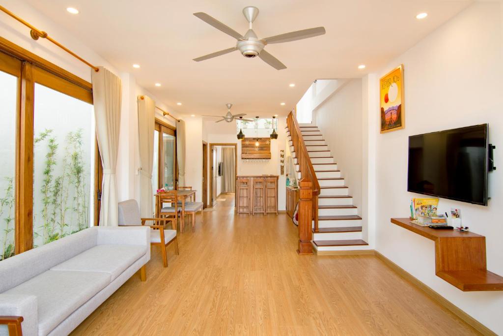 Shadyside 2 5