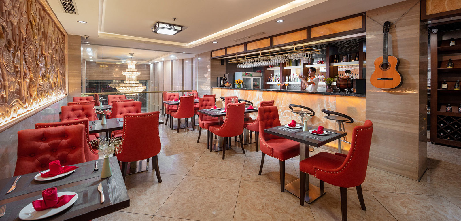SKYLARK HOTEL 3