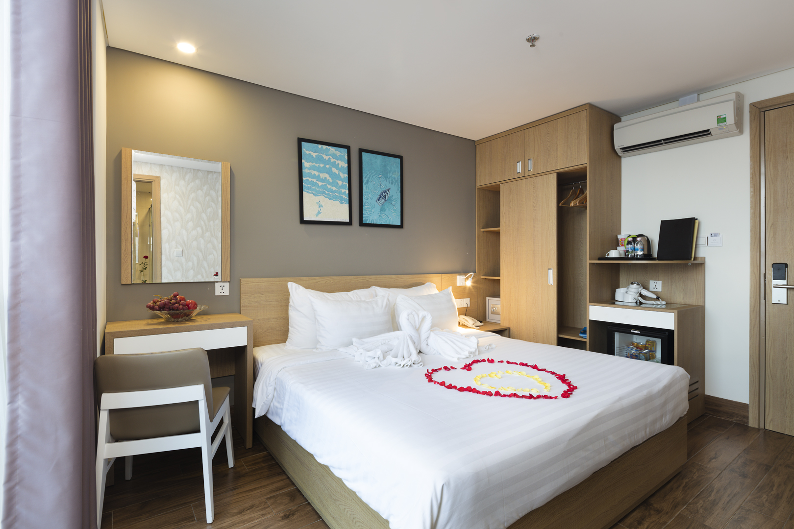 Smile Hotel (3-star) 5
