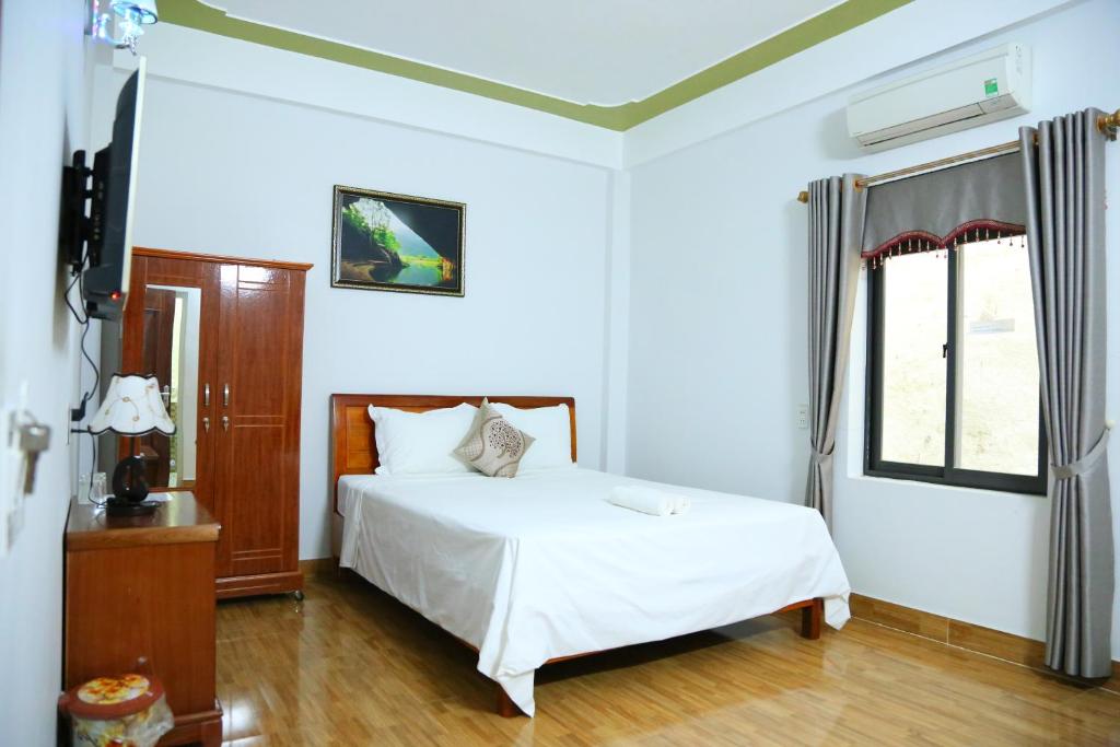 Son Tinh Hotel