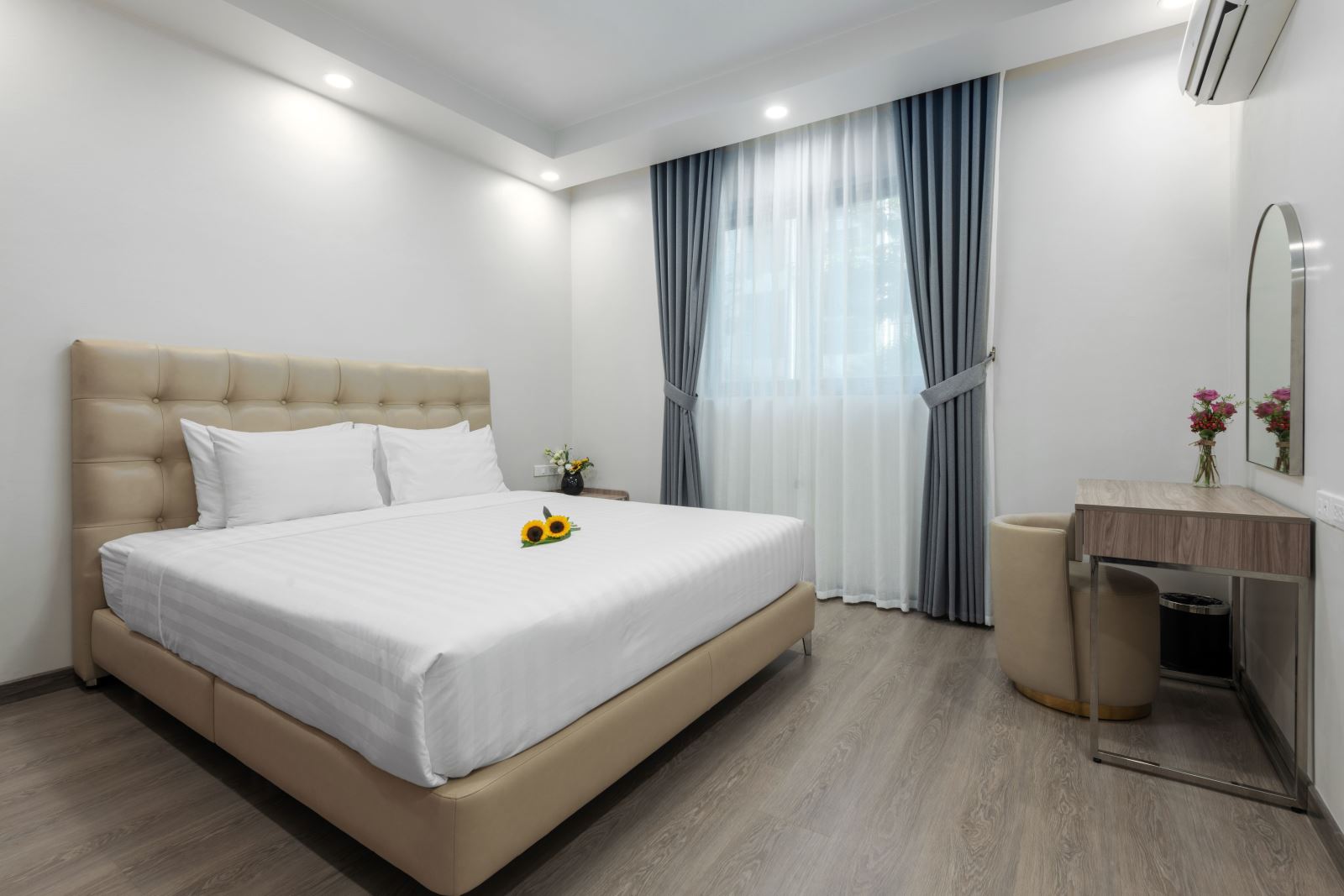 Sunflower International Village 4