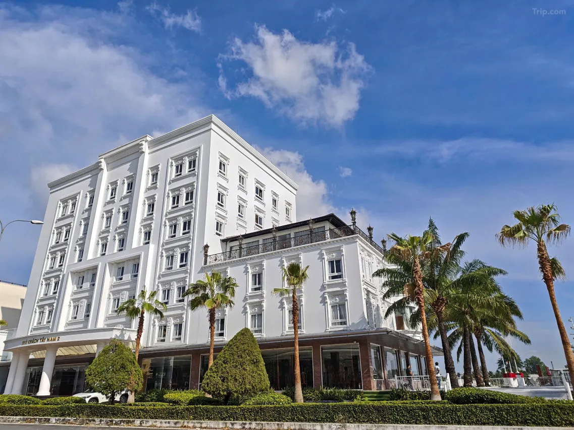 Tây Nam 2 Hotel 5