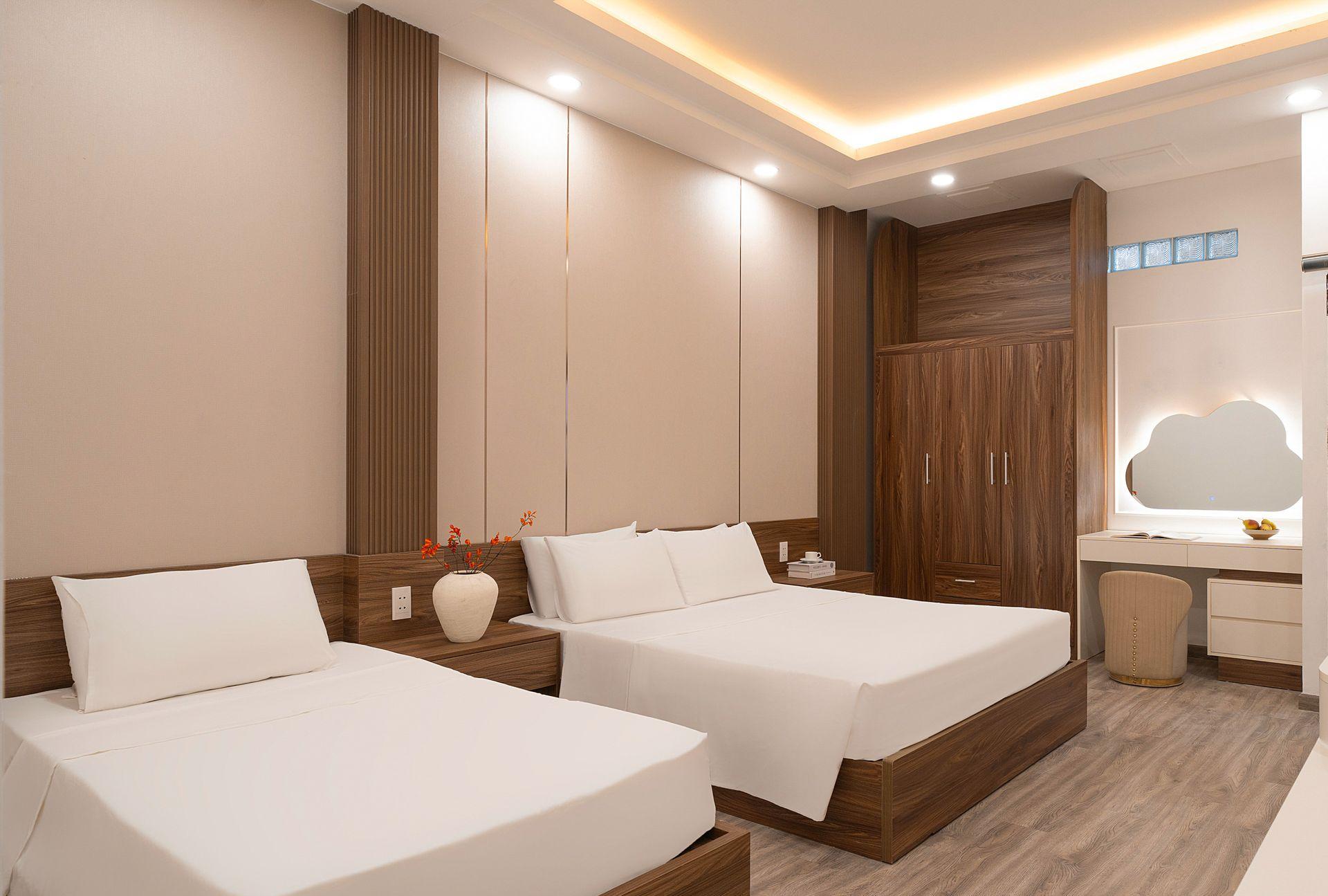 The Cozy Inn Hotel 2