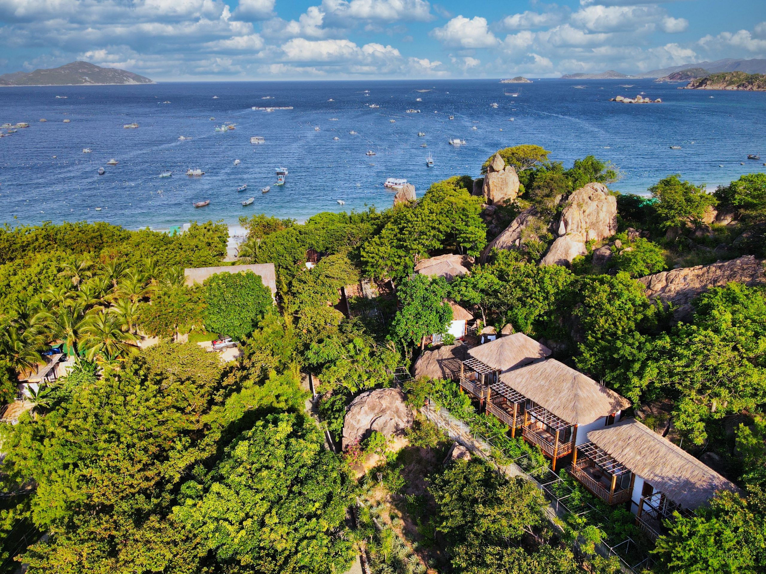 The Escalade Cam Ranh 4
