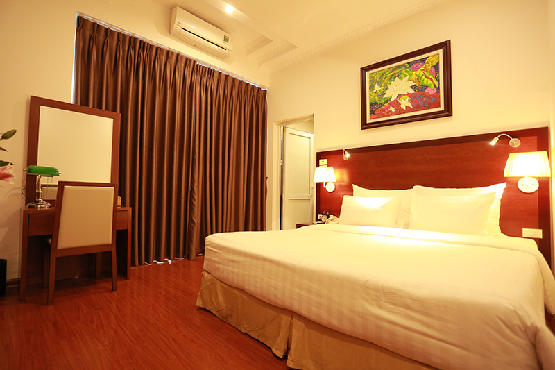 The Melbourne Hotel 3