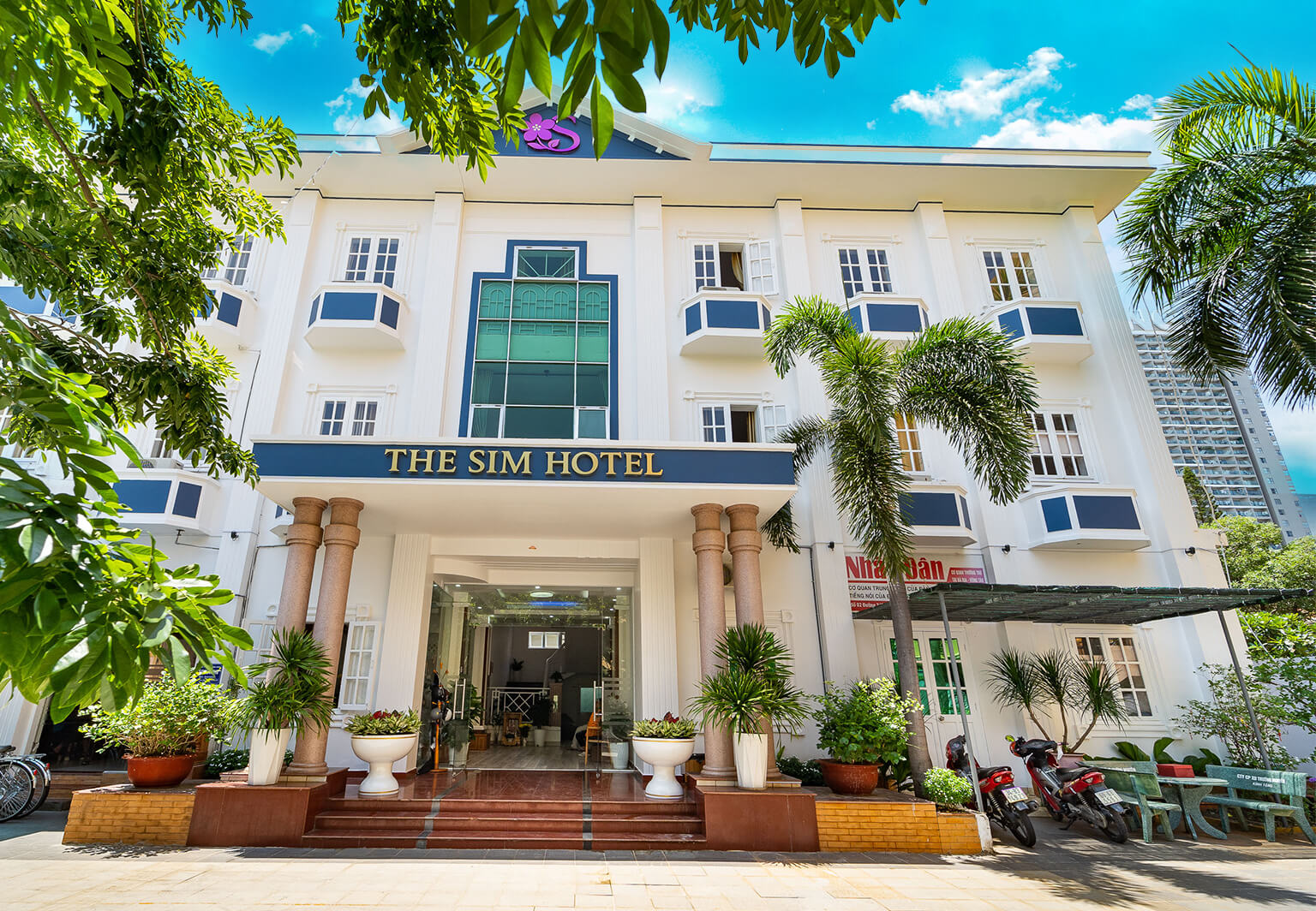 The Sim Hotel 2