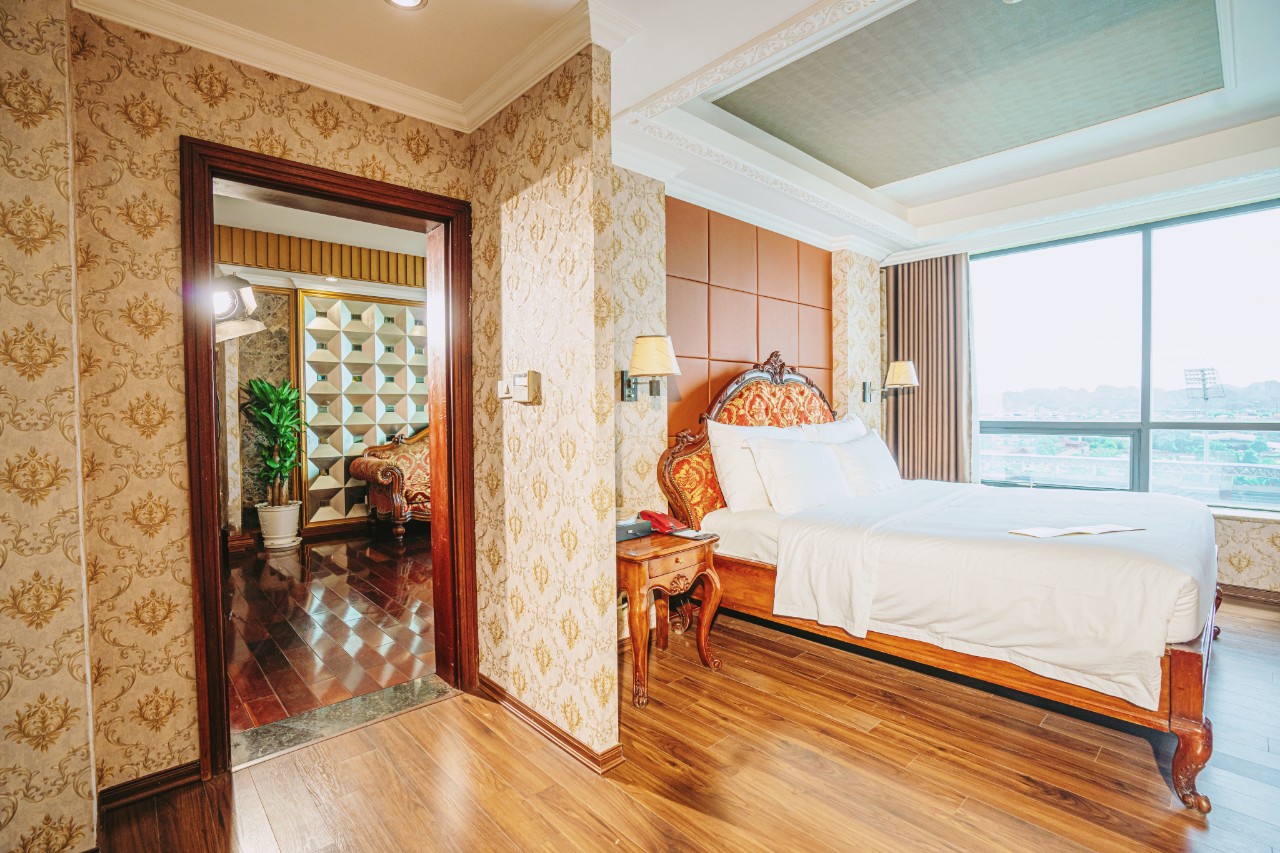The Vissai Hotel 5