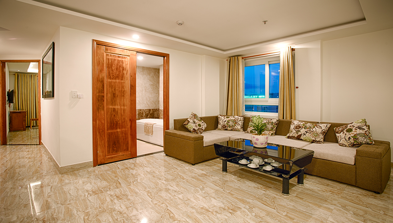 Titan Hotel Da Nang 2