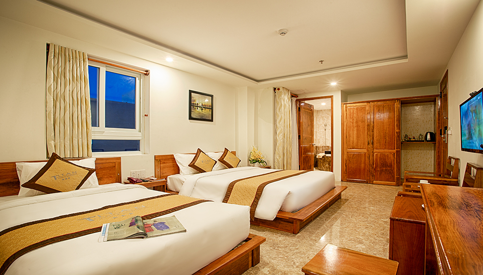 Titan Hotel Da Nang 4