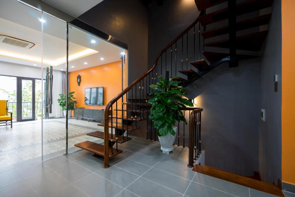 Tropical Villa Halong 3
