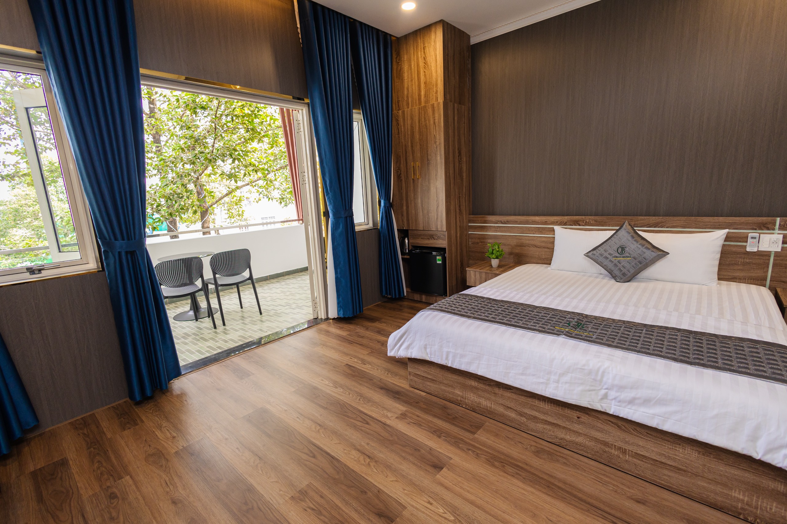 TYBON 3 HOTEL 2