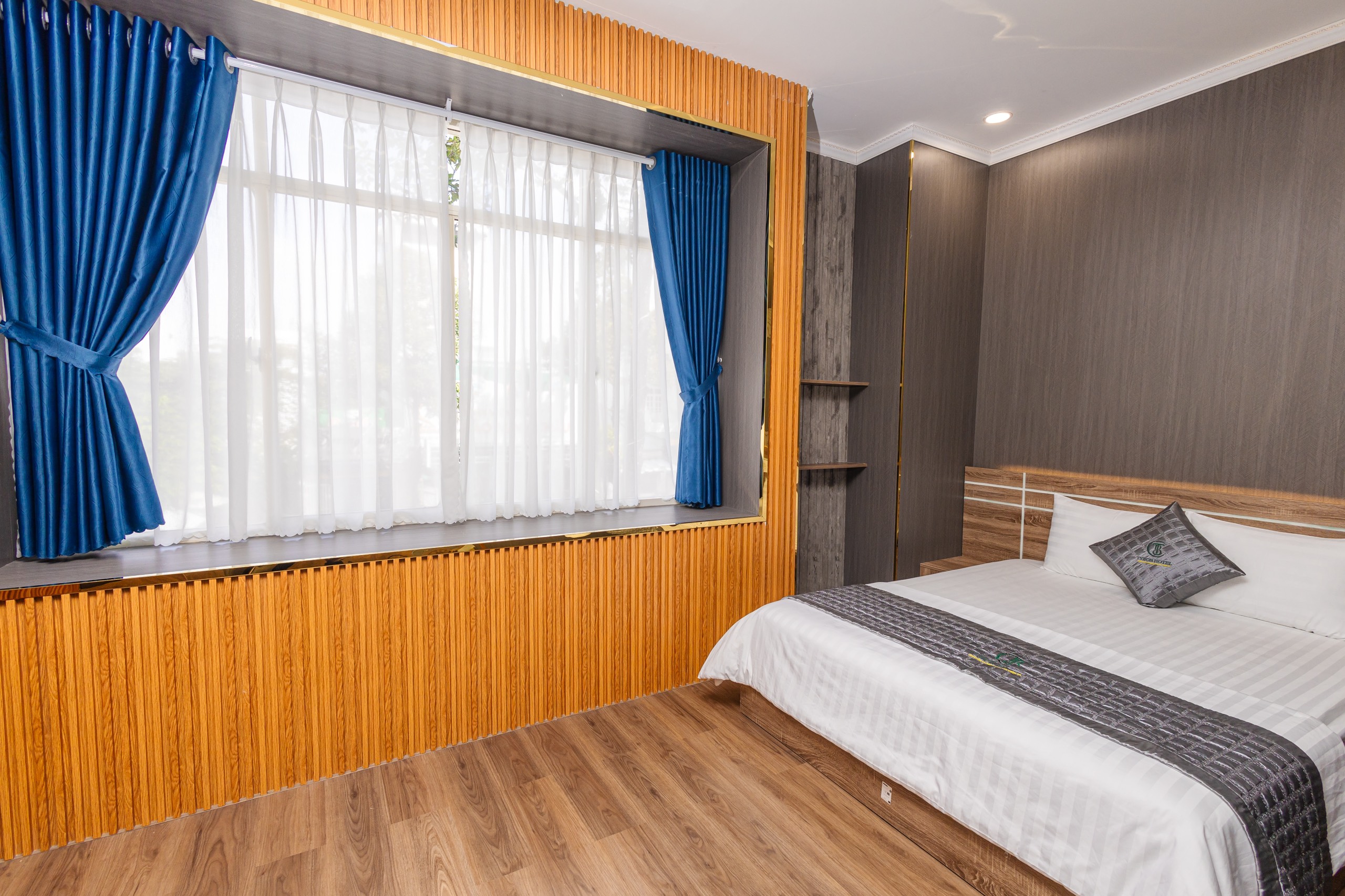 TYBON 3 HOTEL 4