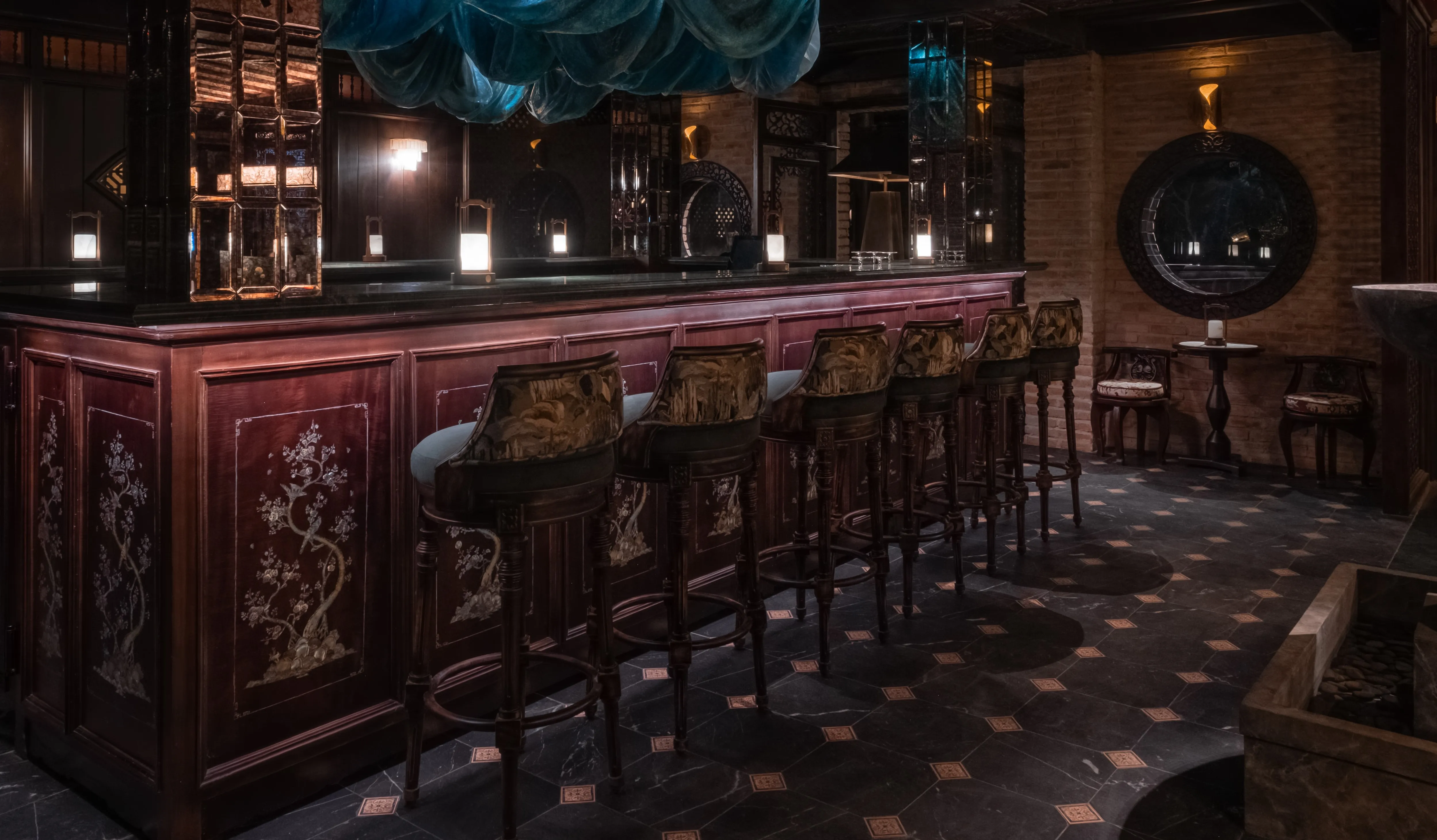 Vạn Xuân Bar 3