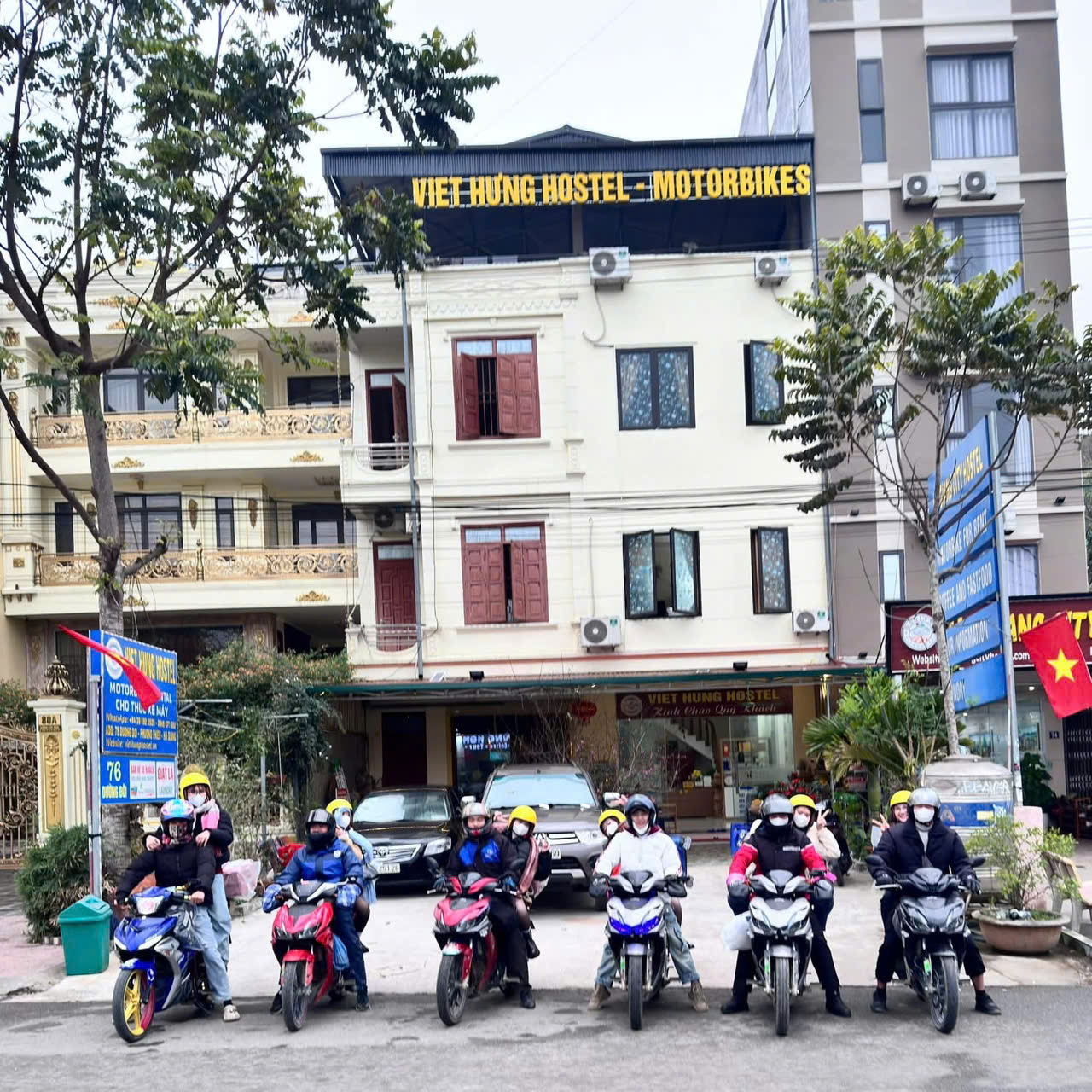 VIET HUNG Hostel & motorbikes rental tour - Bus tichket 2