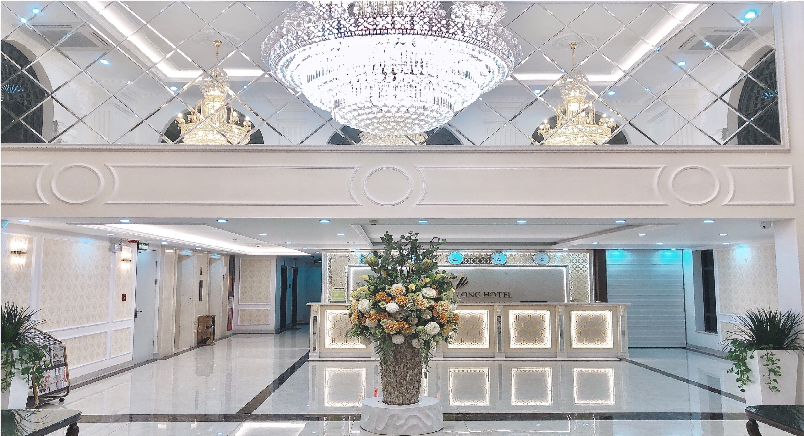 VINCENT HA LONG HOTEL