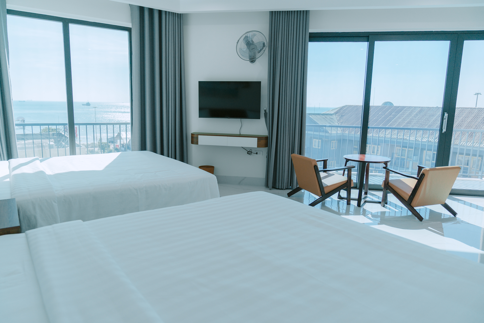WINDY HOTEL CUA LO 3