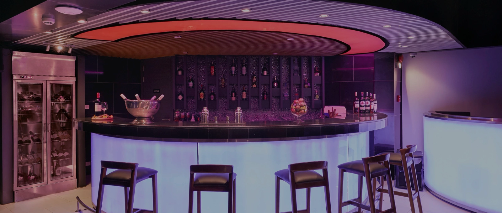 Zazz Urban Ho Chi Minh Hotel 3